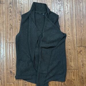RDI Short Sleeve Cardigan Size Small